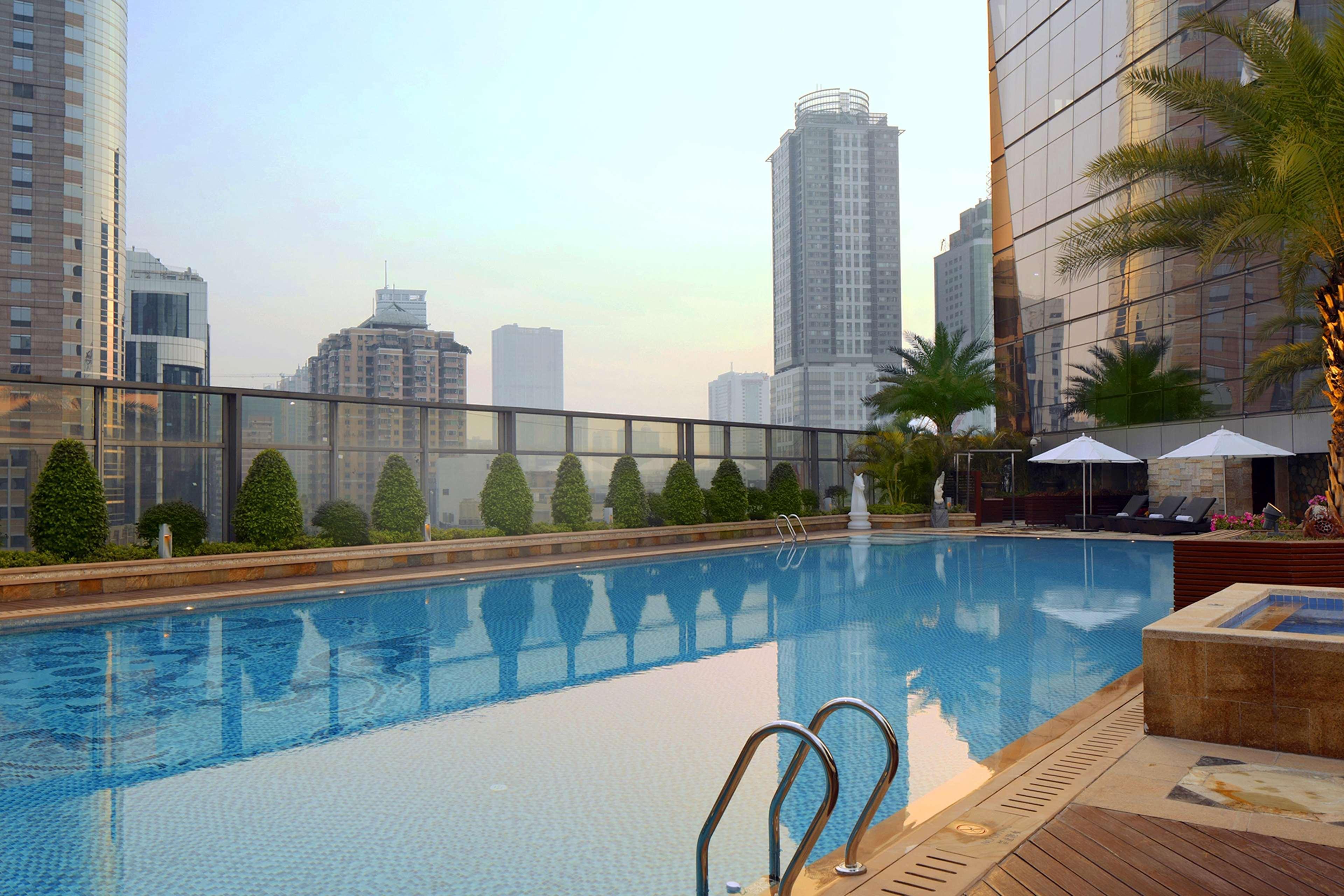 Doubletree By Hilton Guangzhou-Free Shuttle Bus To Canton Fair Complex & Overseas Buyer Registration Services During Canton Fair Period Екстериор снимка