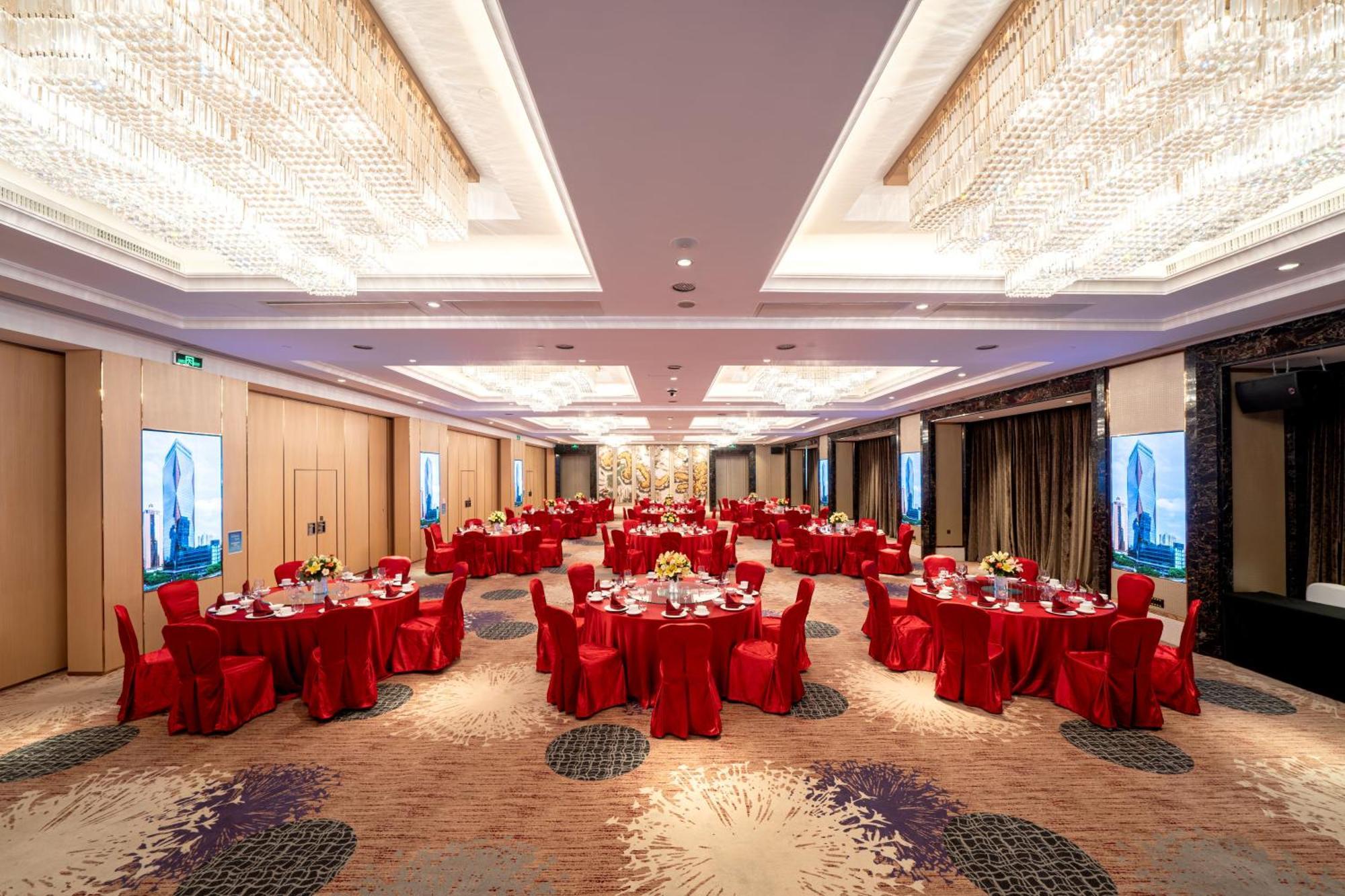 Doubletree By Hilton Guangzhou-Free Shuttle Bus To Canton Fair Complex & Overseas Buyer Registration Services During Canton Fair Period Екстериор снимка