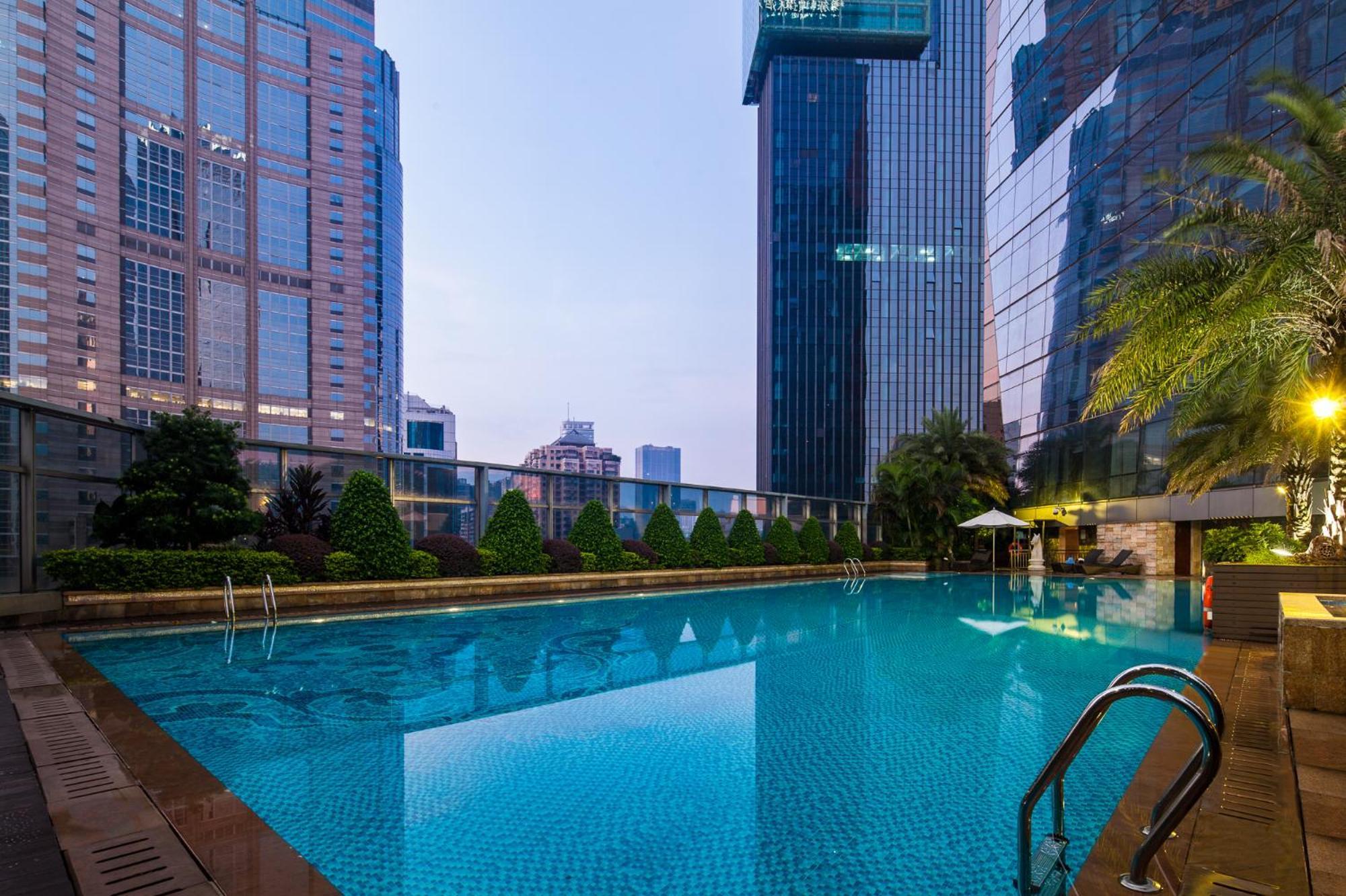 Doubletree By Hilton Guangzhou-Free Shuttle Bus To Canton Fair Complex & Overseas Buyer Registration Services During Canton Fair Period Екстериор снимка