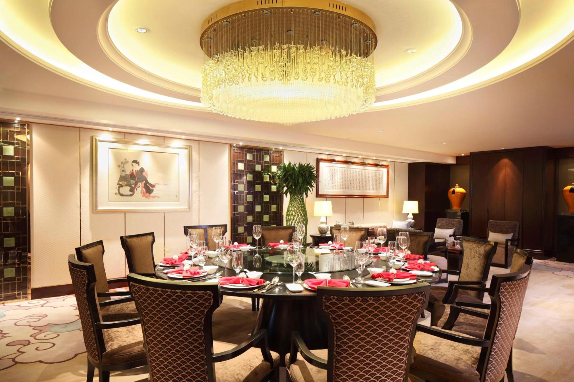 Doubletree By Hilton Guangzhou-Free Shuttle Bus To Canton Fair Complex & Overseas Buyer Registration Services During Canton Fair Period Екстериор снимка