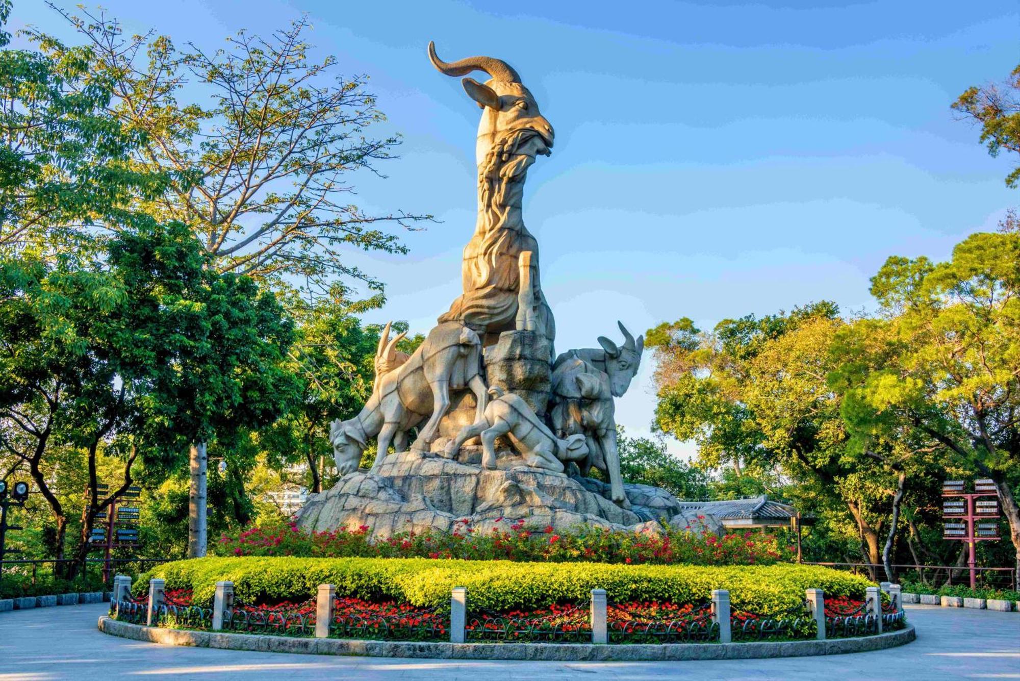 Doubletree By Hilton Guangzhou-Free Shuttle Bus To Canton Fair Complex & Overseas Buyer Registration Services During Canton Fair Period Екстериор снимка