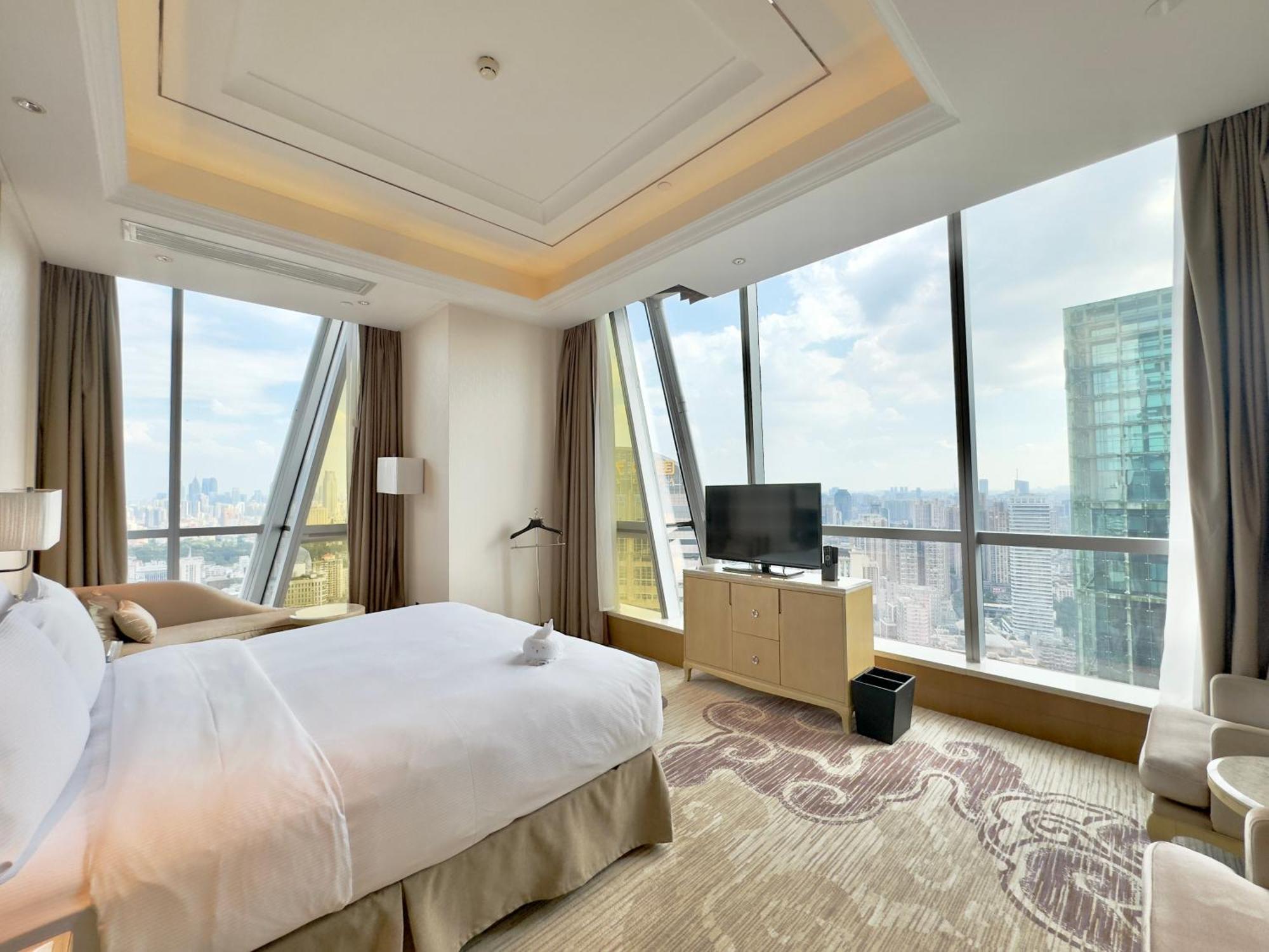 Doubletree By Hilton Guangzhou-Free Shuttle Bus To Canton Fair Complex & Overseas Buyer Registration Services During Canton Fair Period Екстериор снимка
