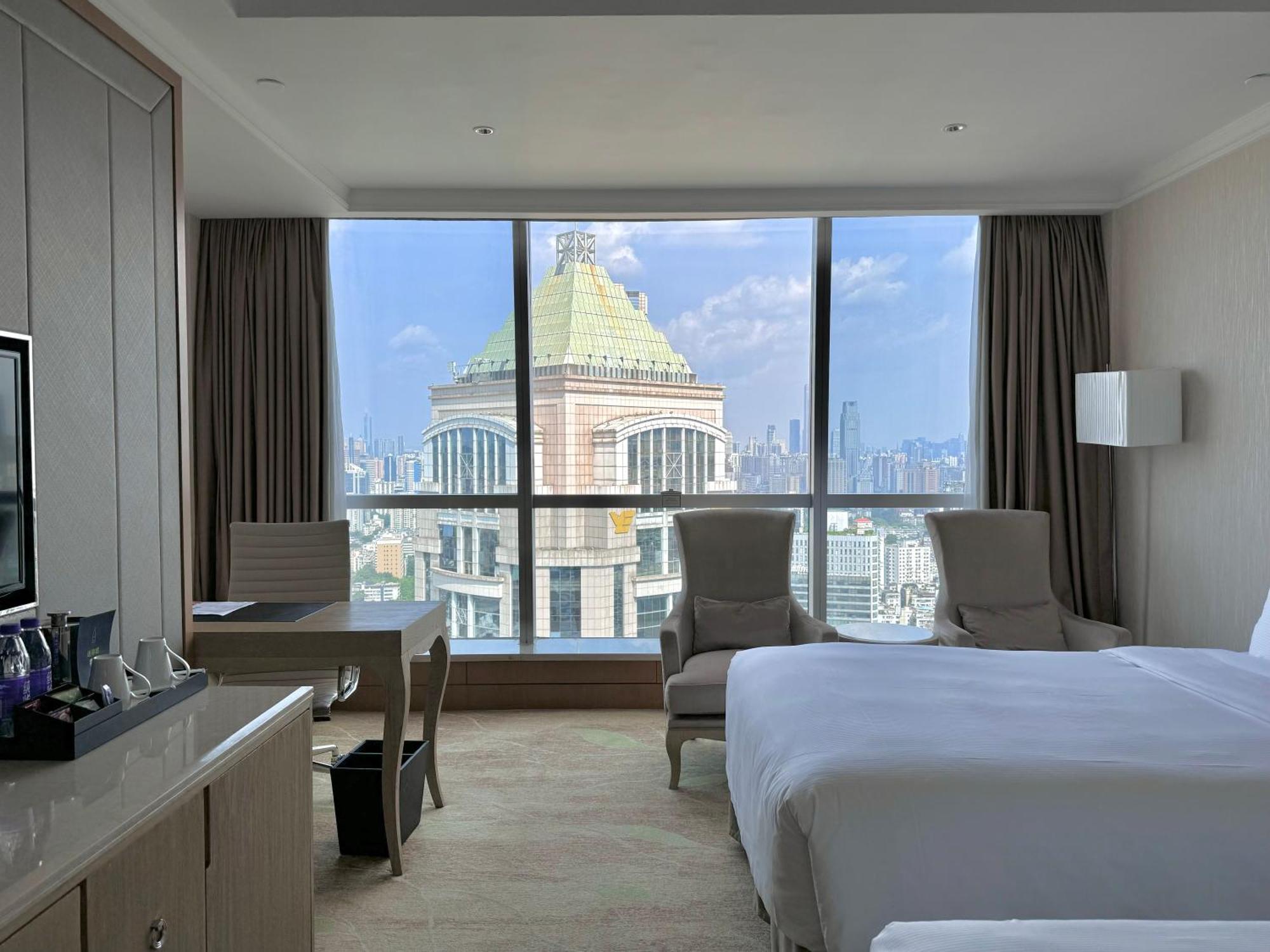 Doubletree By Hilton Guangzhou-Free Shuttle Bus To Canton Fair Complex & Overseas Buyer Registration Services During Canton Fair Period Екстериор снимка